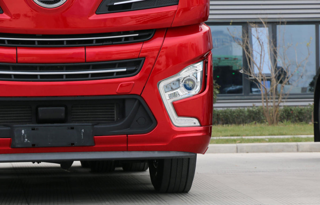 SHACMAN цвет Неоново - красный