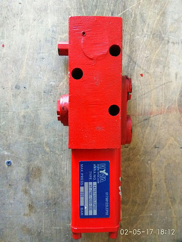 Клапан подъема кузова (на гидробаке) SHACMAN/FAW 14767122/PT-1220-220 HYVA