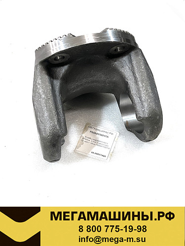 Фланец карданного вала ф180мм, 4 отв, с насечками, под крест.68х165,5мм P6564110011A